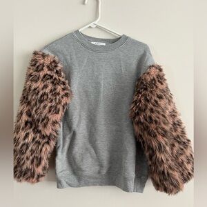 Clu Too sweatshirt, pristine Condition. Size XS